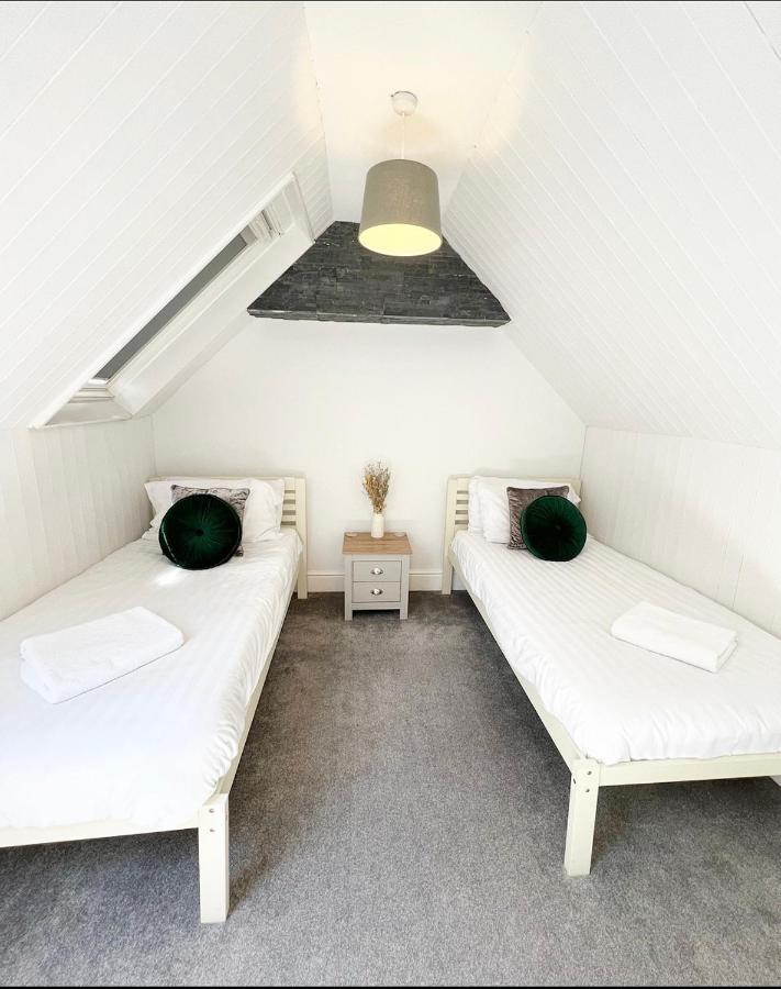 Modern 3 Bed, Heart Of Ashley Cross, 5 Mins To Sandbanks Poole Kültér fotó